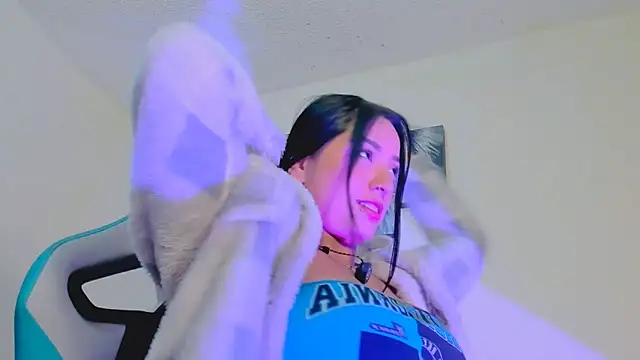 missycanoo online show from November 7, 2:17 am