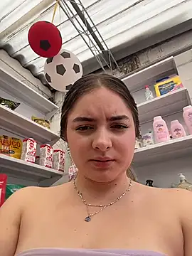 imlindapink online show from July 9, 5:59 pm