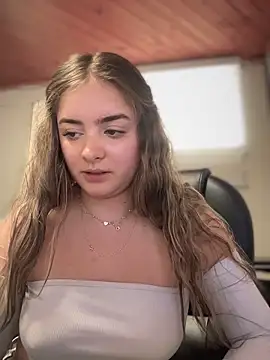 imlindapink online show from November 4, 6:13 pm