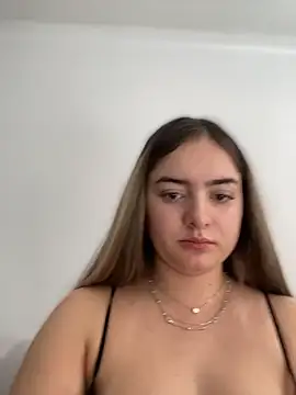 imlindapink online show from December 16, 5:19 pm