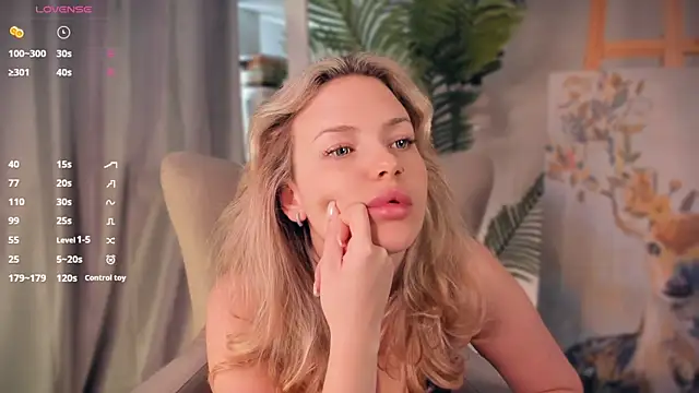 ElizavecaSunrise online show from July 18, 8:17 am