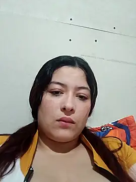 Snapshot of JulietaKane chatting on October 4, 5:57 am JulietaKane online show from October 4, 5:57 am