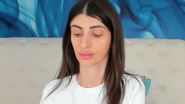 SkinnyDolly online show from June 25, 3:39 am
