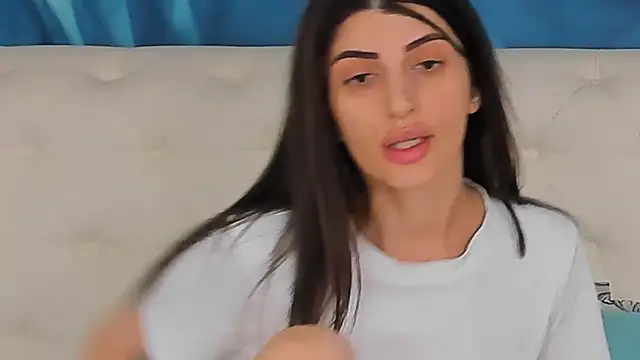 SkinnyDolly online show from June 28, 3:46 am