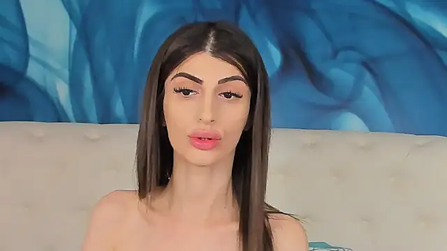 SkinnyDolly online show from February 22, 10:32 pm