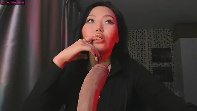 Snapshot of uko_sa chatting on October 17, 4:43 pm uko sa online show from October 17, 4:43 pm