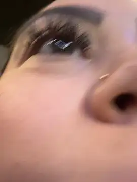 lariic online show from September 22, 7:34 pm