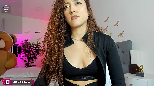 miss catalinaa online show from July 14, 12:32 pm