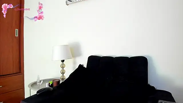 its  angelica  online show from July 9, 10:33 pm