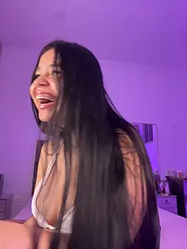 AuroraFiore online show from February 4, 6:49 am