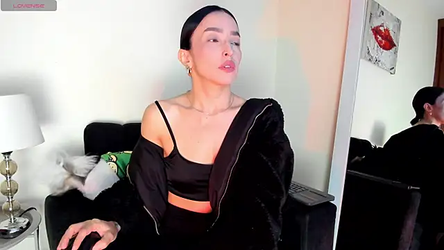 victoria  lace  online show from June 15, 10:54 pm