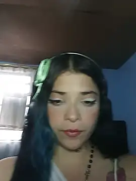 Elvishcassie  online show from May 21, 8:51 pm