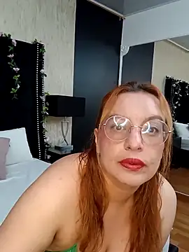 RoxieJackson online show from November 28, 11:46 am