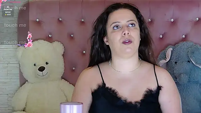 SophiaStarr online show from May 2, 7:28 pm