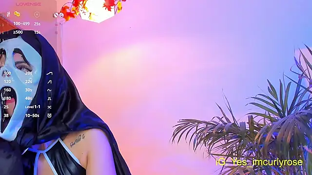 CurlyRose   online show from October 21, 11:20 pm