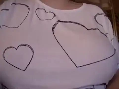 AalinnaK online show from March 17, 7:29 pm