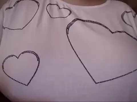 AalinnaK online show from March 16, 4:11 pm