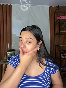 floriamANDjazmin online show from June 29, 6:51 pm