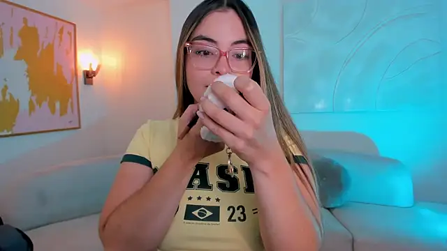 AllisonRogersX online show from July 31, 11:55 am