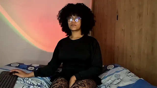 Ale xandra online show from June 9, 11:59 pm