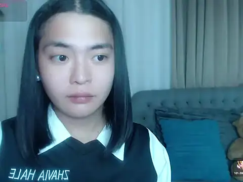 zhaviahale21 online show from June 24, 11:09 am