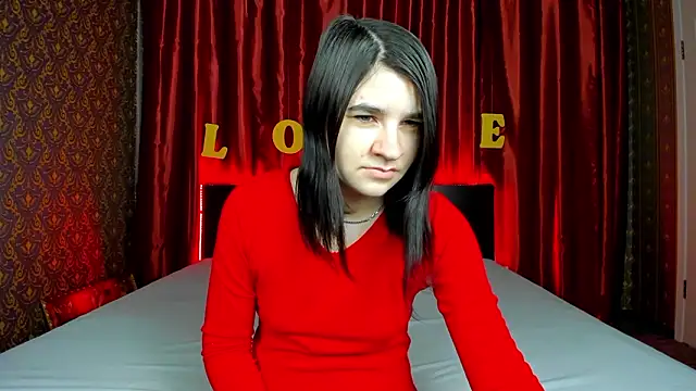  Polly Love  online show from February 27, 7:08 am