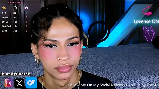 Snapshot of Abby_bella09 chatting on October 19, 8:27 am Abby bella09 online show from October 19, 8:27 am