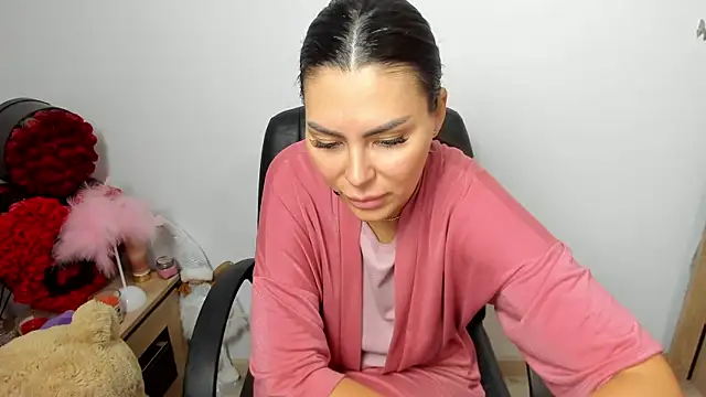 kilenyapatrice online show from July 13, 9:54 am