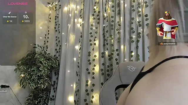 mell milles online show from December 1, 2:53 pm