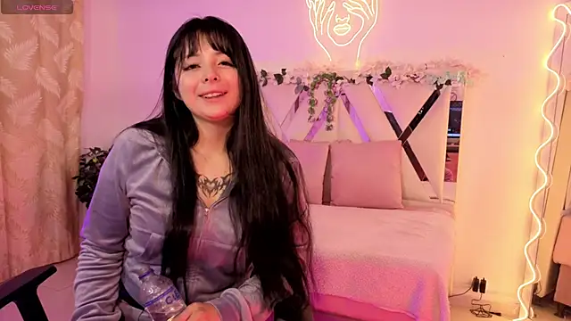 hina tay online show from April 30, 3:34 am