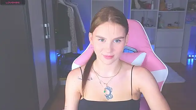 doll barbieee online show from June 21, 1:48 pm