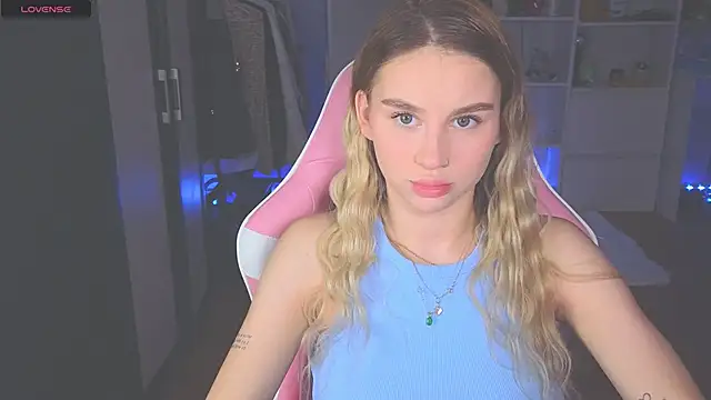 doll barbieee online show from June 19, 3:04 pm