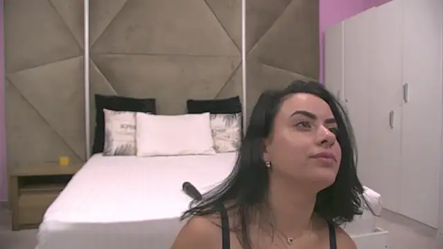 ElyzaIbarra online show from October 26, 5:47 am