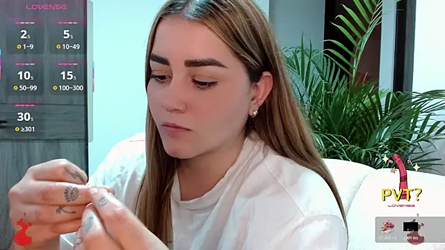 Lucia star   online show from October 28, 2:39 am