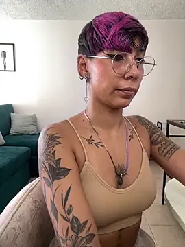 MiaMorgan  online show from June 10, 4:38 pm