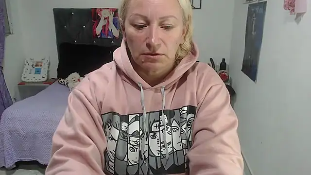 emperabigbootybigass online show from June 30, 12:26 pm