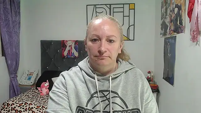 emperabigbootybigass online show from July 23, 12:35 pm