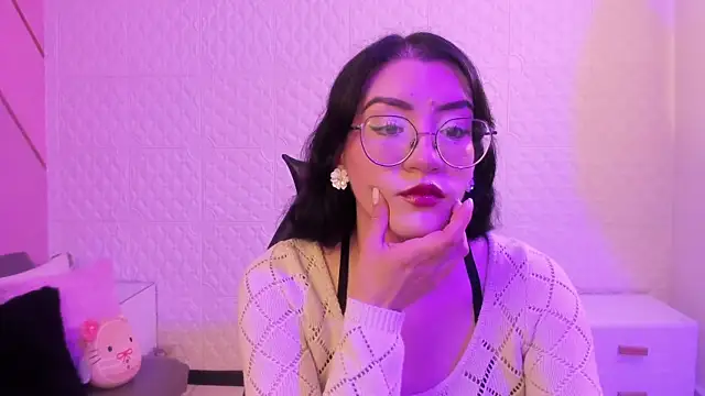 Violetaa diazz online show from June 17, 9:27 pm