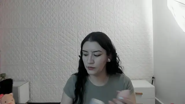 Violetaa diazz online show from June 26, 8:43 pm