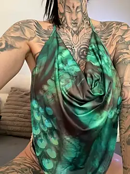 MeganWitch online show from July 5, 8:31 am