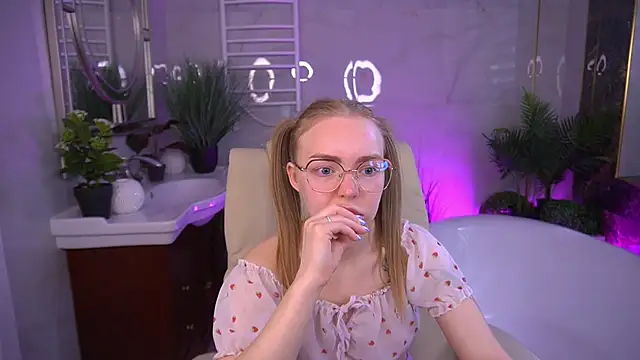 EmilySunshineS online show from May 31, 6:52 am