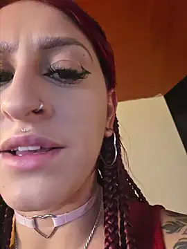 Sofi F w online show from August 6, 7:43 pm