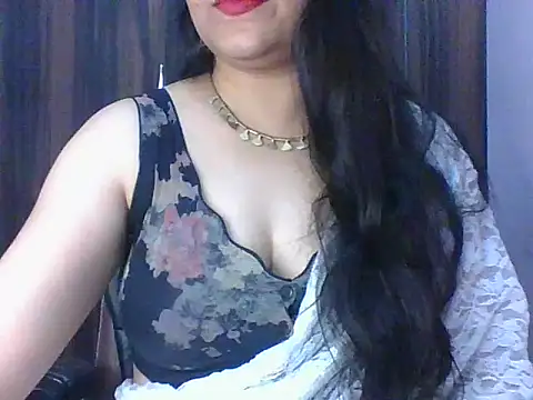 santurmom online show from July 3, 6:36 pm