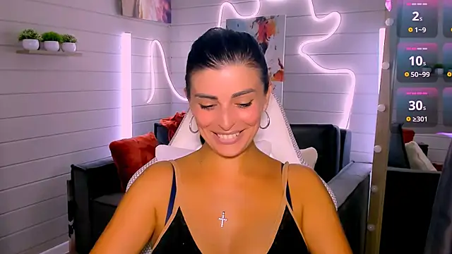 KayWuds online show from July 28, 5:02 pm
