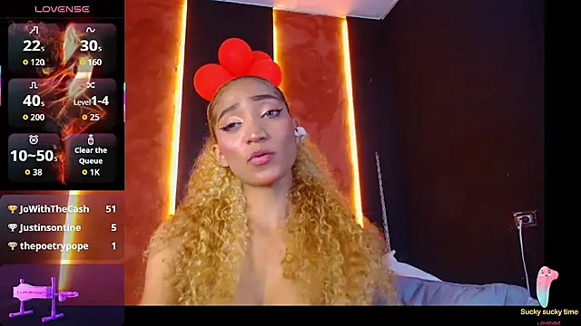 Snapshot of Charlotte_Love10 chatting on September 12, 4:03 pm Charlotte Love10 online show from September 12, 4:03 pm