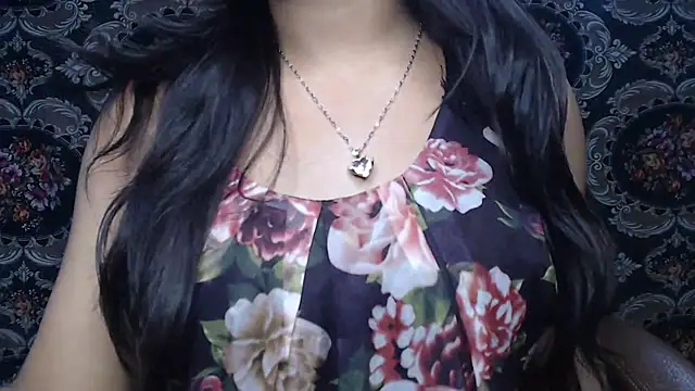 Wish Queen online show from February 25, 5:55 pm