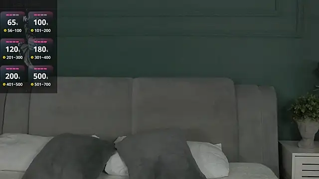 AllisonSky online show from February 25, 4:38 pm