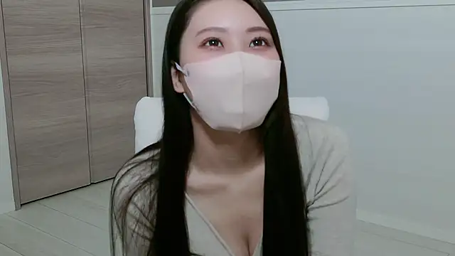 yuki room online show from January 10, 1:16 pm