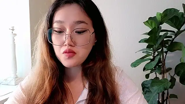 Jennatyan online show from August 3, 5:22 am