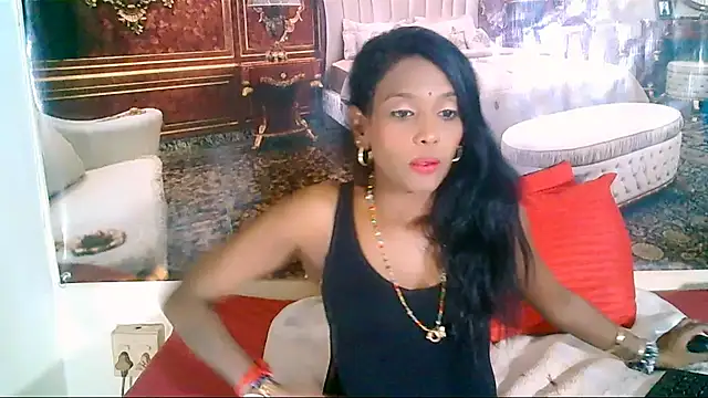 Snapshot of IndianLoveBug chatting on October 10, 6:57 pm IndianLoveBug online show from October 10, 6:57 pm